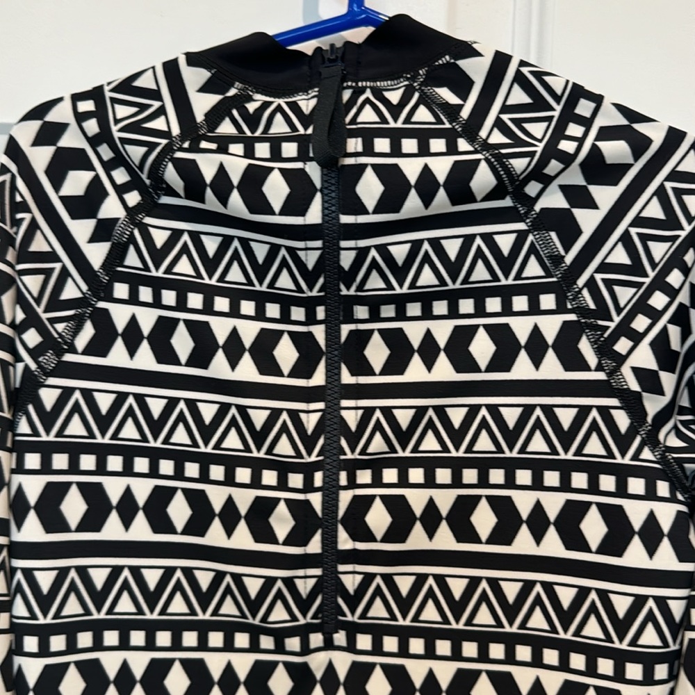 J Crew Geometric Print Rash Guard Size XXS - Picture 5 of 8